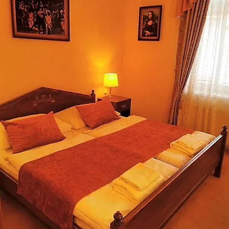 Hotel River Star