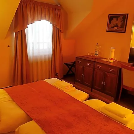 River Star 3*