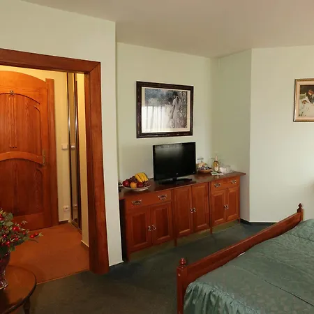 호텔 River Star 3*