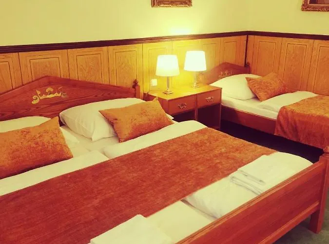 River Star Hotel